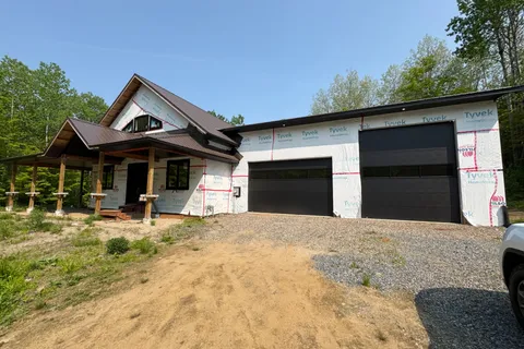 204 Boulter Lake Road, ON K0L 2K0