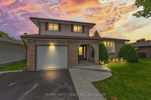 690 Harrow Place, ON K7M 5L9