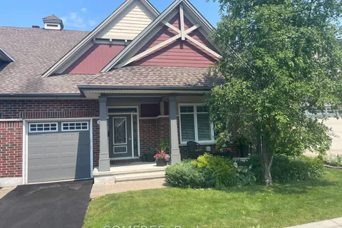 176 Solera Circle, ON K1T 0C8