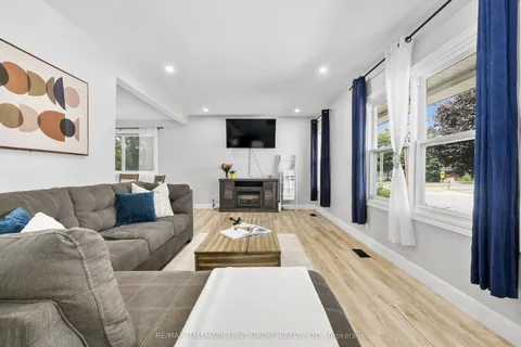 150 Victoria Street, ON L1A 3M9