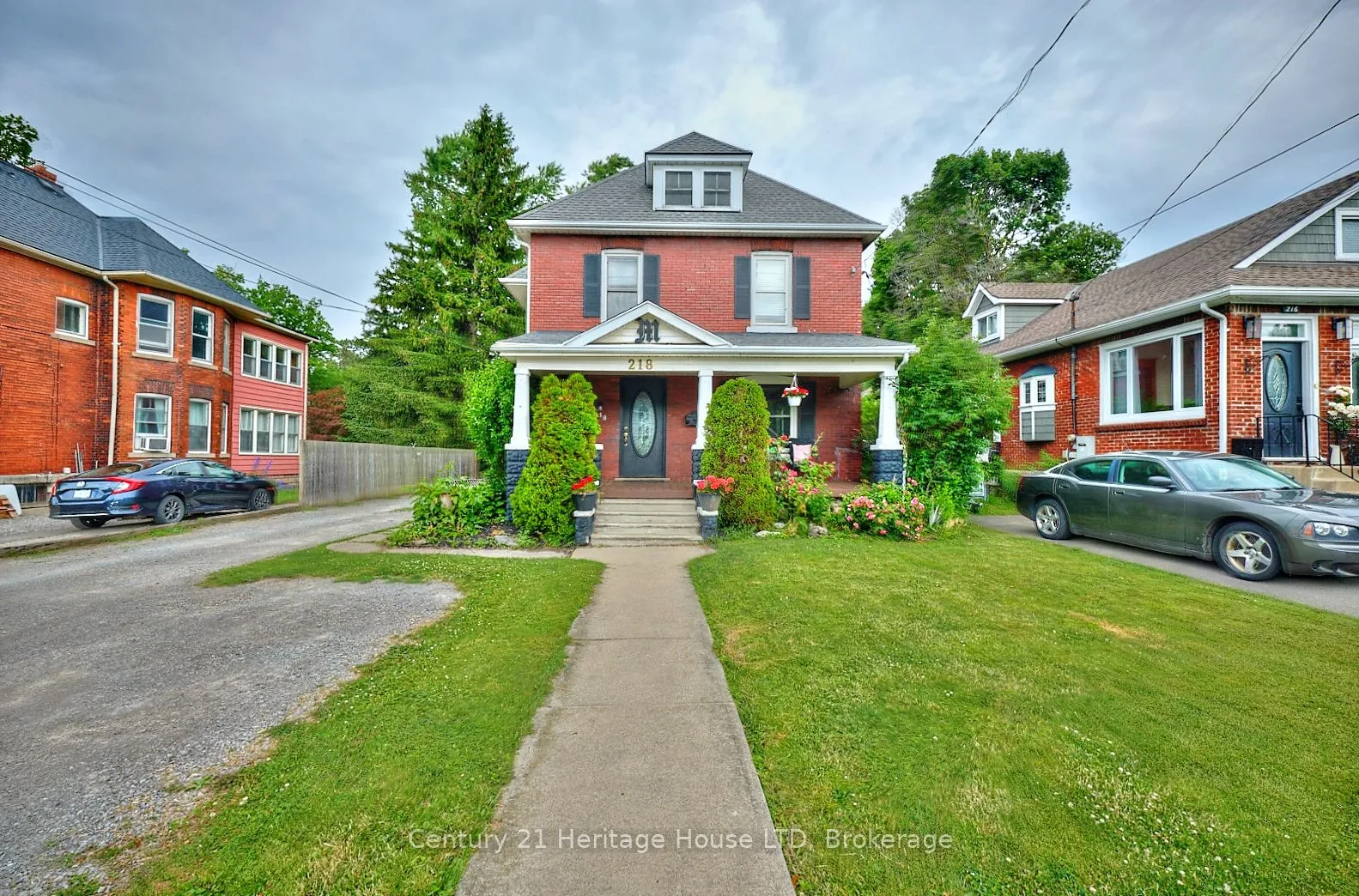 218 Phipps Street, ON L2A 2V5