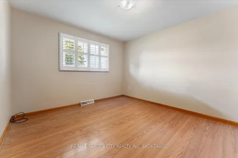 160 ELGIN Street, ON L2V 3C2