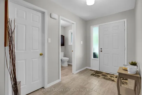 4542 Ivy Gardens Crescent, ON L3J 0B3