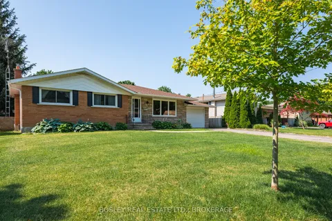 60 Royal Manor Drive, ON L2M 4L6