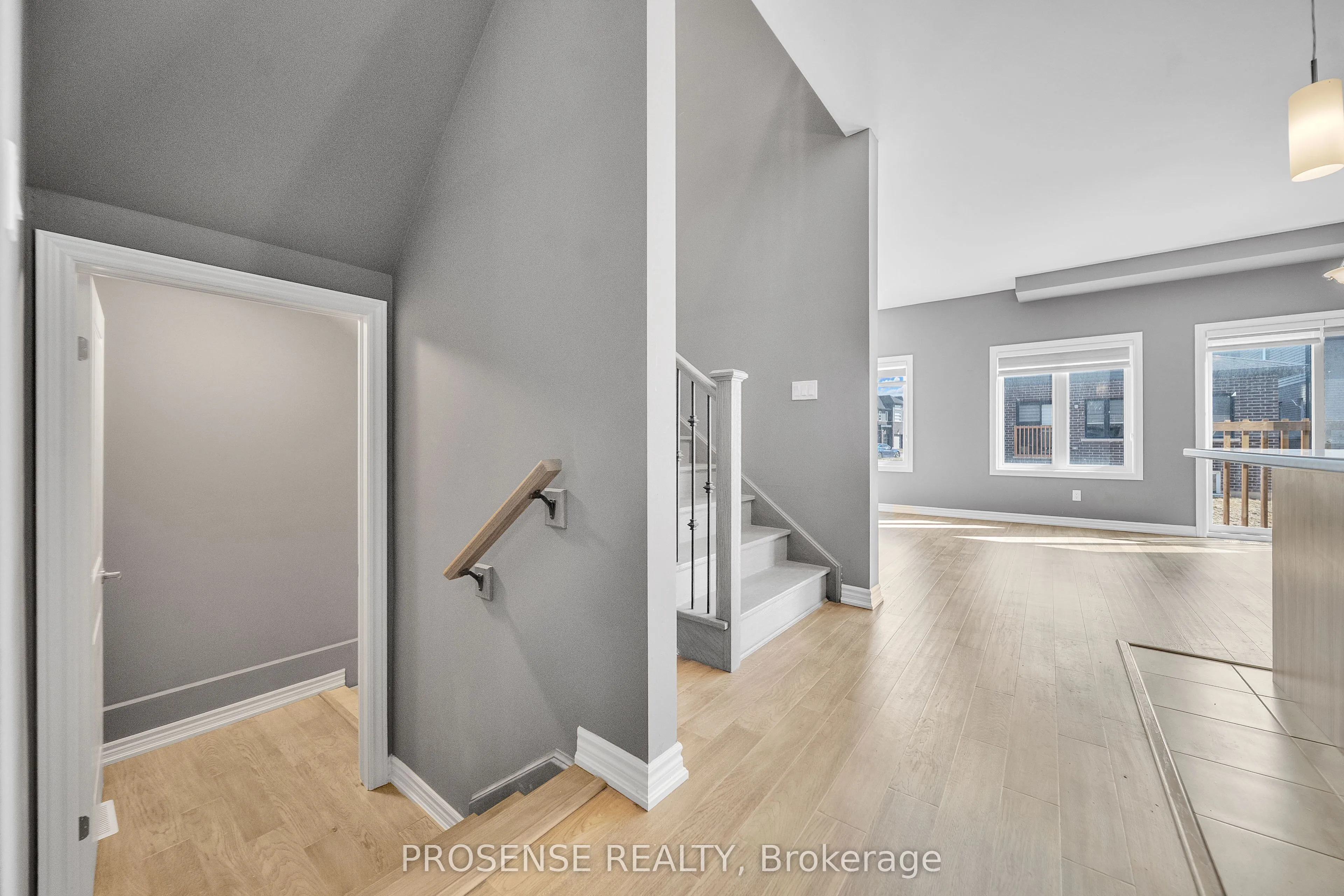 99 Louise Street, ON L3B 0J8