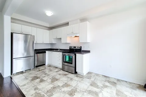 38 Gunby Boulevard, ON L0R 2H1