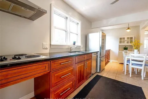 3090 Dorchester Road, ON L2J 2Z7