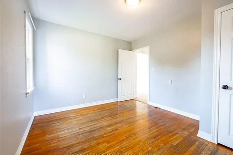 3090 Dorchester Road, ON L2J 2Z7