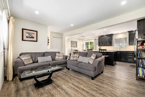 12 Morgan Avenue, ON K7H 3G4