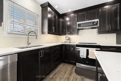 12 Morgan Avenue, ON K7H 3G4