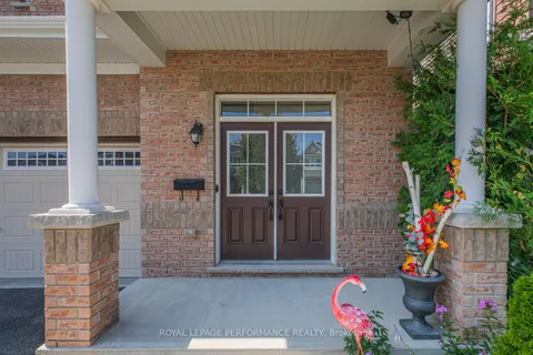 30 Summitview Drive, ON K2M 2V9