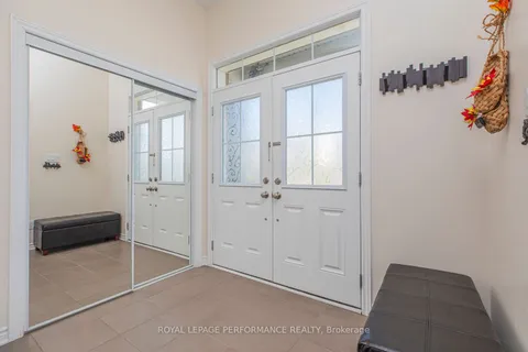 30 Summitview Drive, ON K2M 2V9
