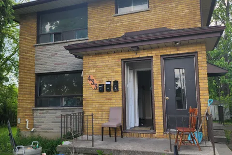 433 Second Street, ON N5W 4T2