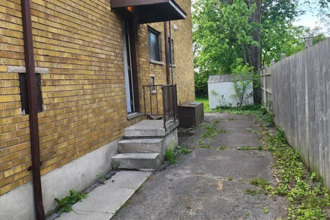 433 Second Street, ON N5W 4T2