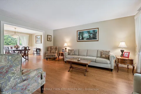 45 Applewood Crescent, ON N1S 4K1
