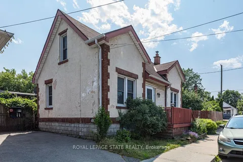 14 Allan Avenue, ON L8H 2C9
