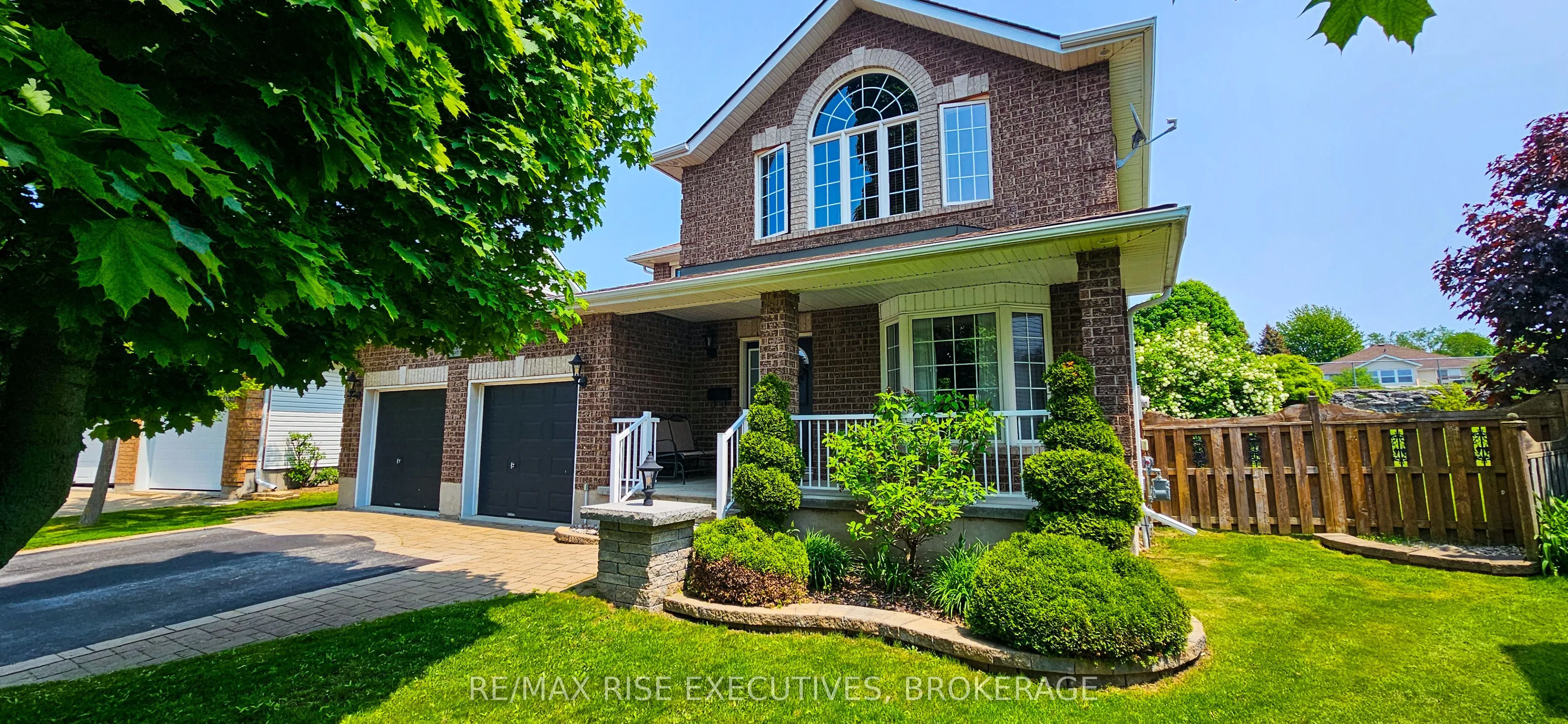 1983 Legacy Court, ON K7M 9H7