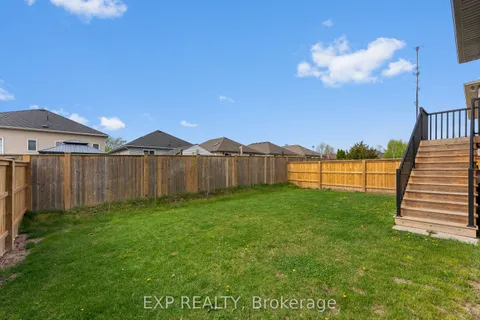 13 Hopkins Street, ON L2V 0E9