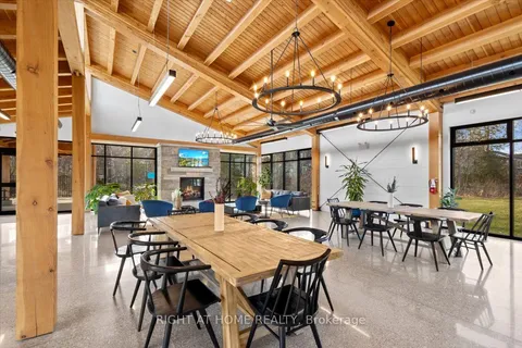 206 Yellow Birch Crescent, ON L9Y 0Z3