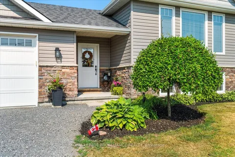 20846 Loyalist Parkway N/A, ON K0K 1T0