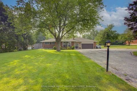 9468 Wellington Road 42 N/A, ON N0B 1H0
