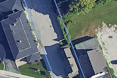 658 Hamilton Road, ON N5Z 1T3