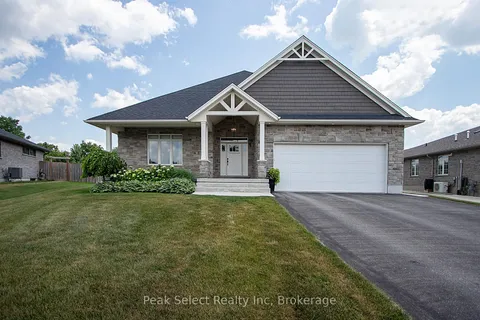 343 TRACY Street, ON N4X 0B4