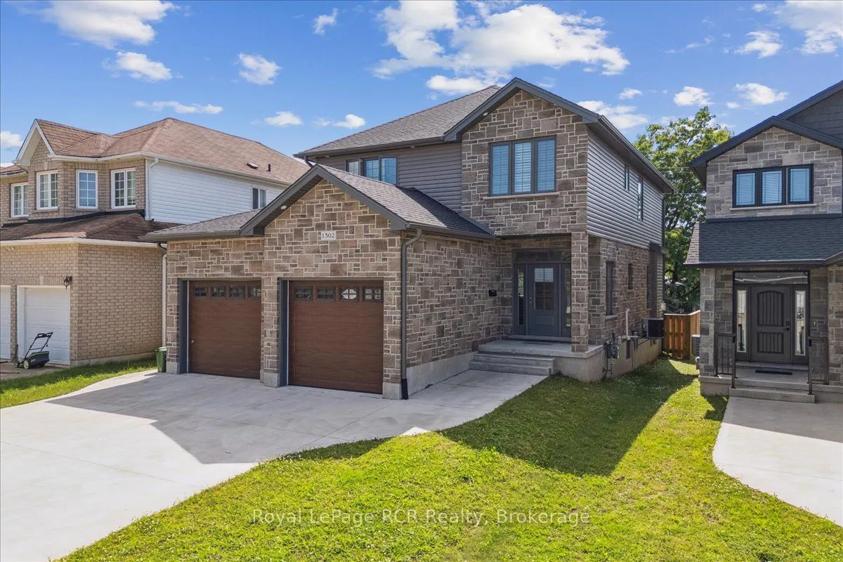 1302 14th Avenue, ON N4K 0A1