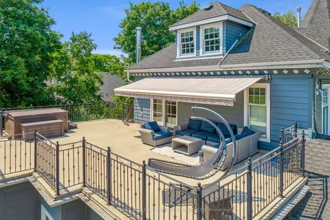 957 Beach Boulevard, ON L8H 6Z7