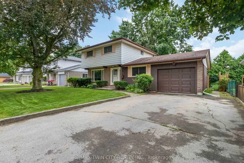 7 Magnolia Street, ON N3R 1P6