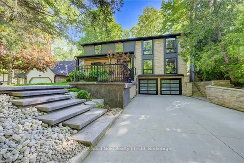 239 Corrie Crescent, ON N2L 5W3