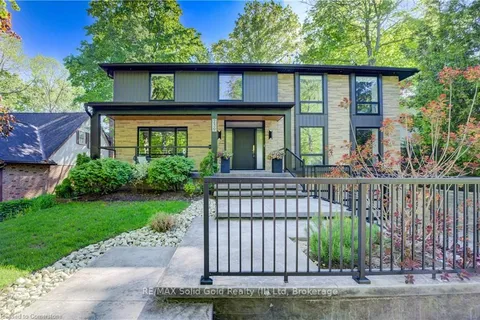 239 Corrie Crescent, ON N2L 5W3