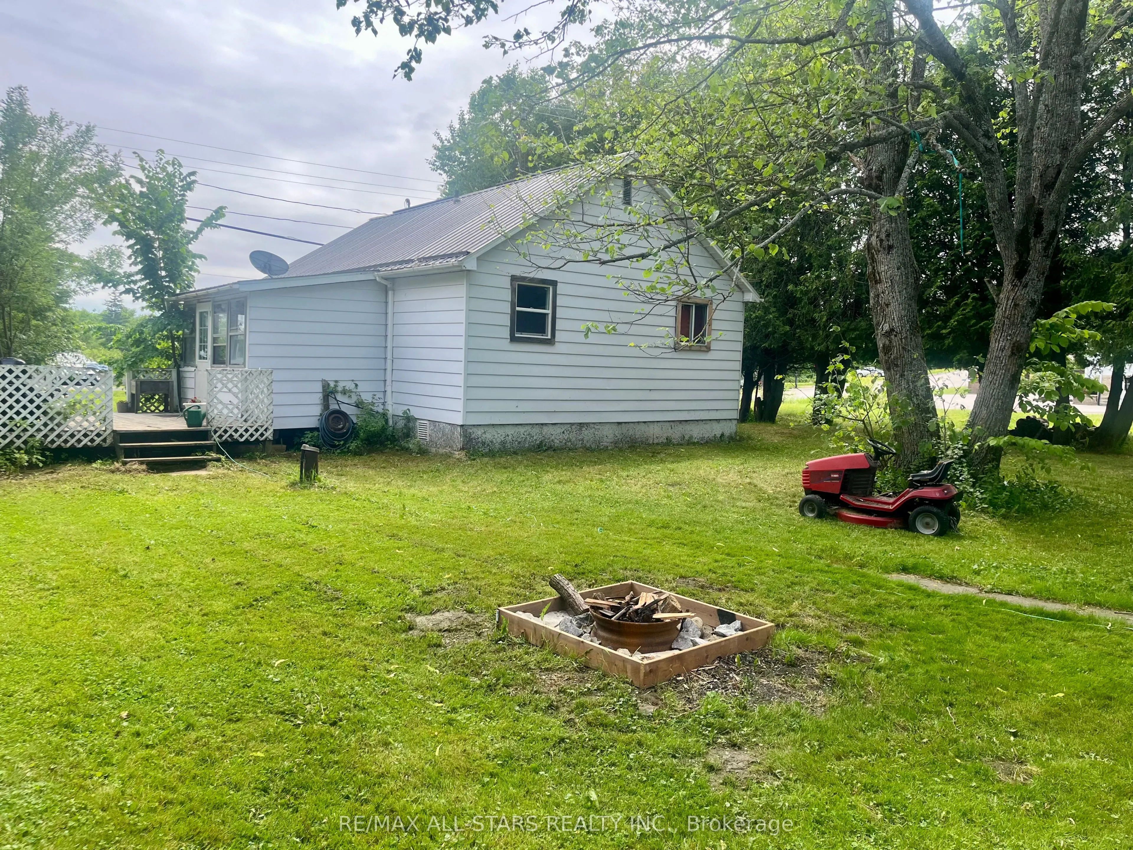 10750 ON-522 N/A, ON P0H 1A0