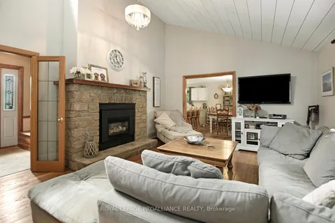 16 Willow Drive, ON K0E 1P0