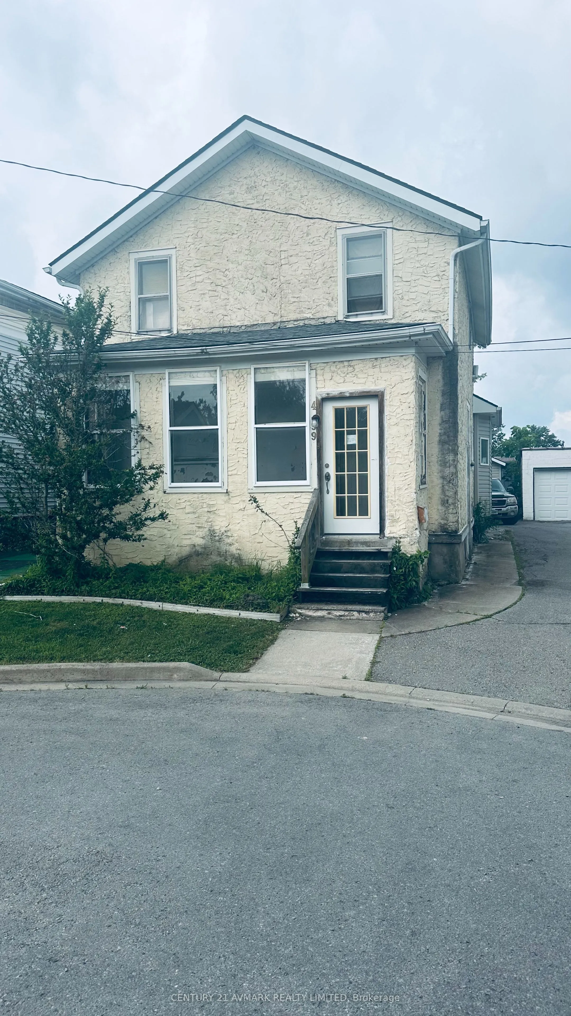 4299 Second Avenue, ON L2E 4G8