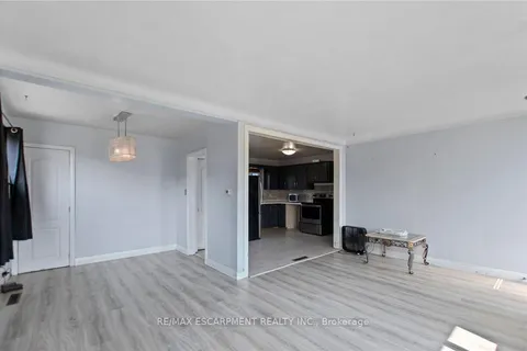 163 Rice Road, ON L3C 2V7
