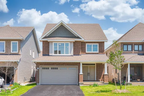 40 Aconitum Way, ON K1T 0R8