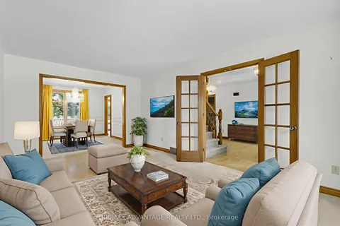 23 Chesham Grove, ON N6G 3S8
