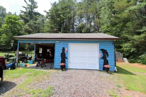 18120 Highway 41 N/A, ON K0H 1K0
