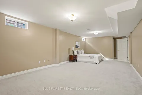 30 Quinella Place, ON N6K 4H3