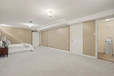 30 Quinella Place, ON N6K 4H3