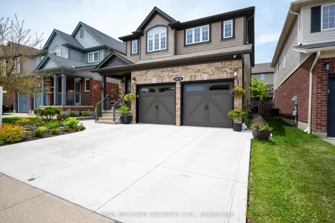 904 Magdalena Court, ON N2E 0B3