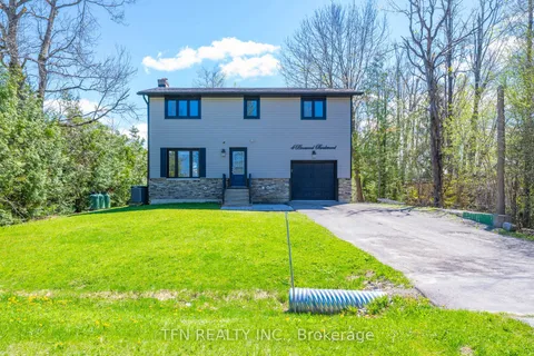 4 Pinewood Boulevard, ON K0M 2T0