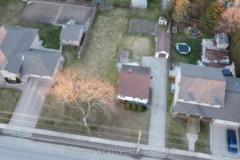 22566 Adelaide Street, ON N0L 1W0