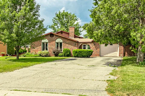 6 Kirwin Drive, ON N5C 3M3
