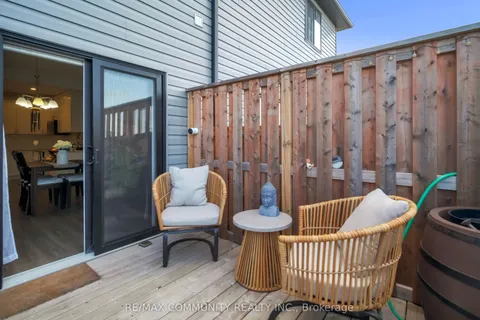 5 Primrose Crescent, ON K8N 0J7