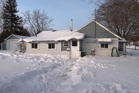 137 King Street, ON K9V 1E2