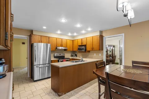 43 Mountainview Crescent, ON N6J 4M5