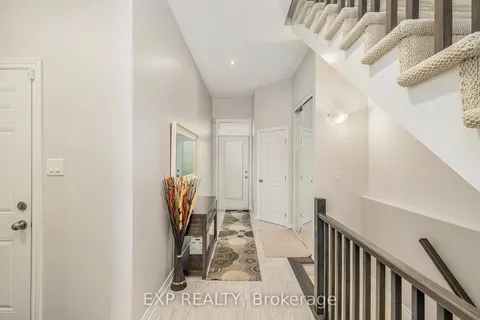 511 Earnscliffe Grove, ON K4M 0C9
