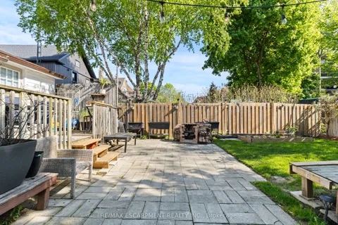 4774 Saint Clair Avenue, ON L2E 3T1